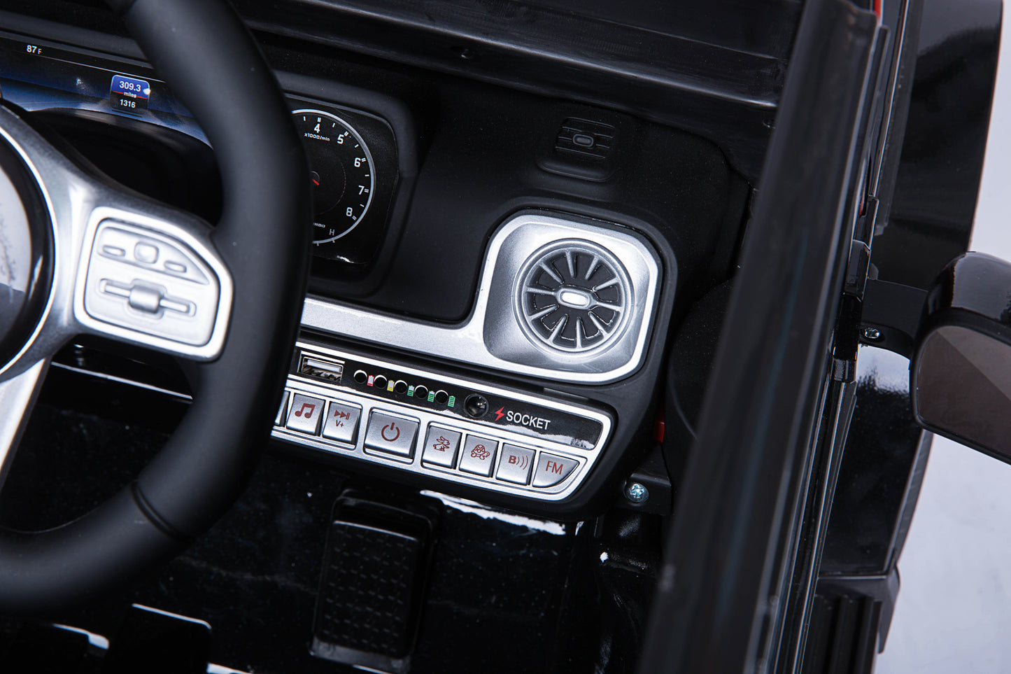 TAMCO-S306 red Licensed Mercedes-AMG G63 Ride On Car,with remote control,MP3player ,electric ride on car free shipping