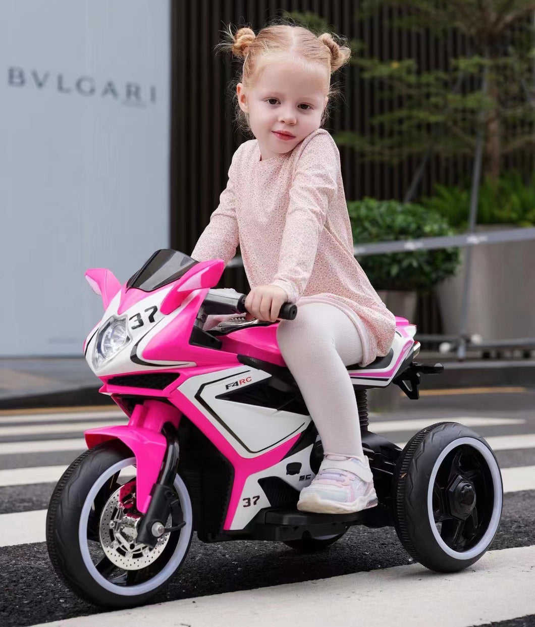 TAMCO-NEL-R1888GS  PINK ,kids  electric motorcycle 3 wheels 6V small children ride on motorcycle  with light wheels ,free shipping